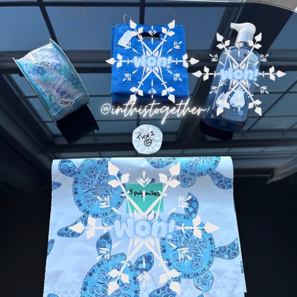 8/31 POSH PARTY LIVE GIVEAWAY! - Picture 5 of 10